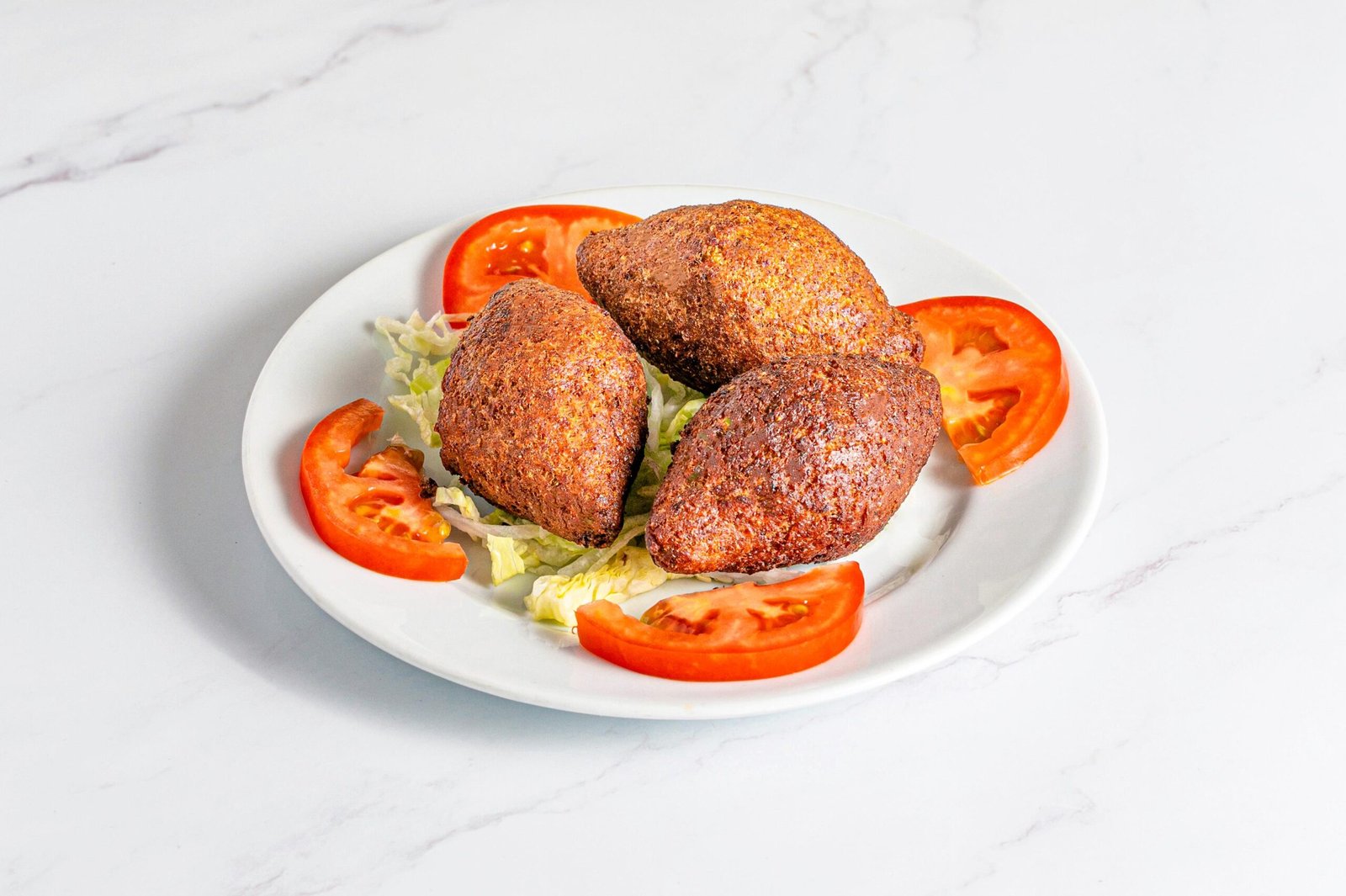 Kibbeh de carne crujiente con especias libanesas